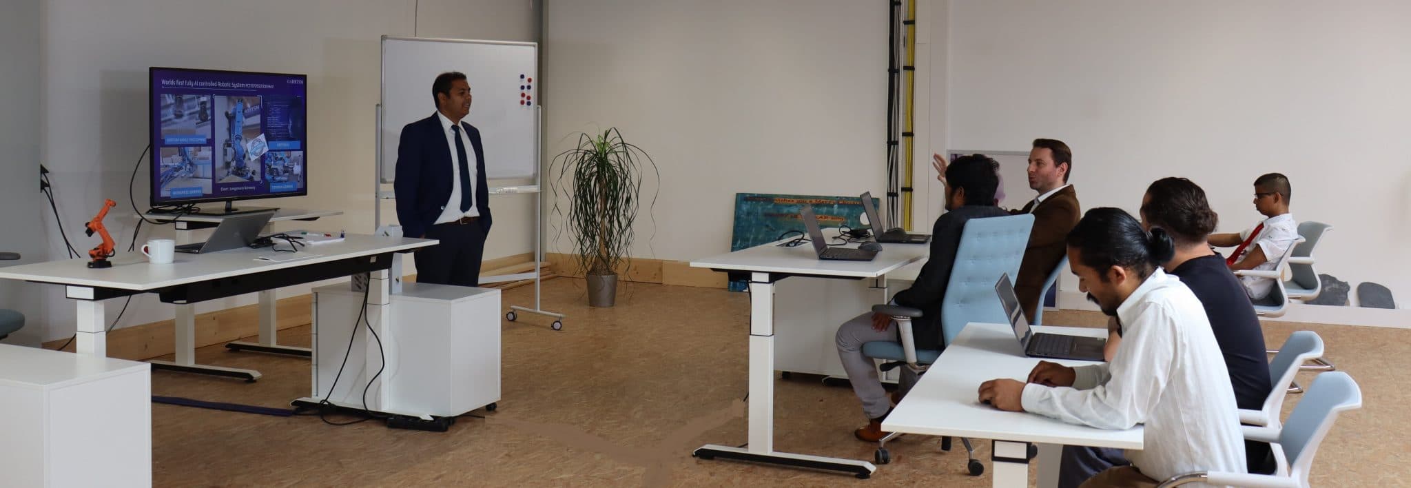 MAI iSPAN: Revolutionizing CFRP Trimming with Scalable Precision